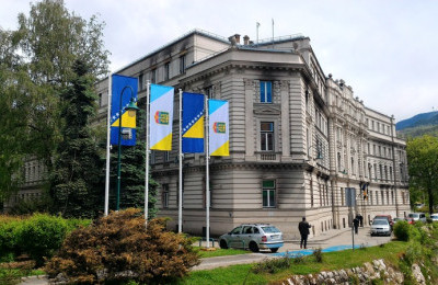 Javni poziv za izvođenje infrastrukturnih radova i nabavku mobilijara na lokalitetu Skakavac