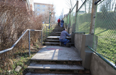 Započeli radovi na sanaciji stepeništa u Ulici Marcela Šnajdera