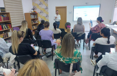 Besplatna edukacija za trudnice i mlade roditelje