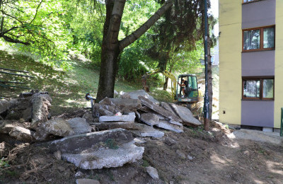 Počela izgradnja novog stepeništa u ulici Zaima Šarca