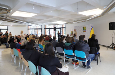 Načelnik Mandić potpisao ugovore sa srednjoškolcima