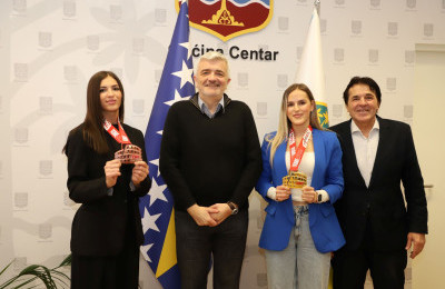 Načelnik Srđan Mandić ugostio sestre Sipović