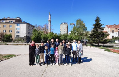 Održana akcija čišćenja i uređenja parka Hastahana