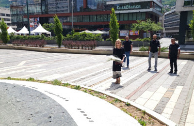 Dan bijelih traka obilježen kod Spomen-obilježja ubijenoj djeci opkoljenog Sarajeva