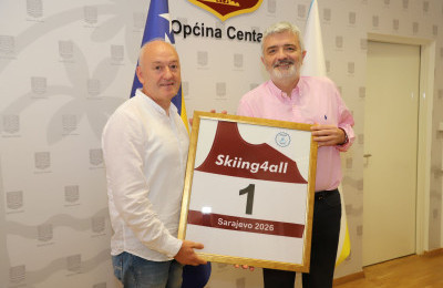 Načelniku Mandiću uručena zahvalnica