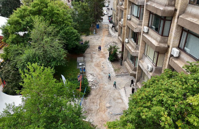 Napreduju radovi na sanaciji šetnice u Ulici Muhameda Kantardžića
