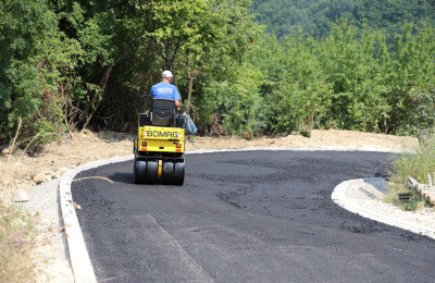 Započelo asfaltiranje Ulice Vranica Brijeg
