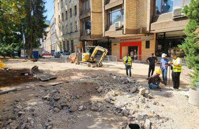 Nastavljeni radovi na uređenju šetnice u Ulici Muhameda Kantardžića