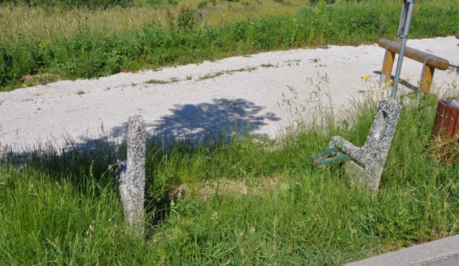 Ponovno vandalsko uništavanje mobilijara u gradskom parku Jezero