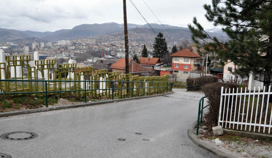 Postavljene nove rukohvatne ograde na Soukbunaru