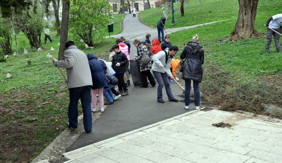 Općina Centar u volonterskoj akciji ''Očistimo Zemlju za jedan dan''