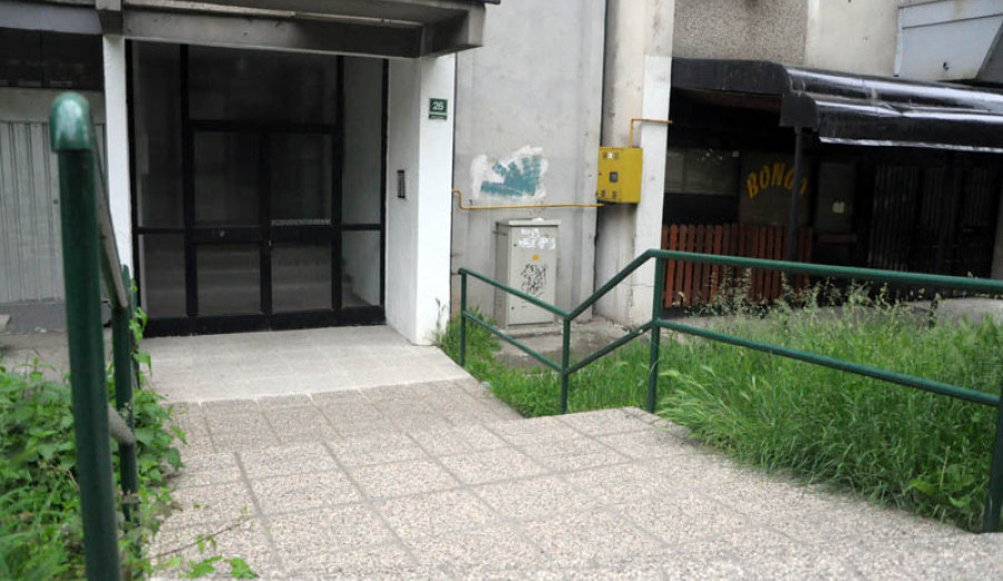 Obnovljena dva stepeništa u Ulici braće Begić