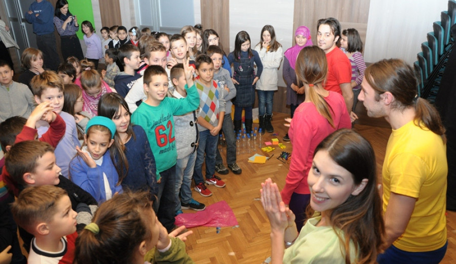 Premijera predstave za djecu ''Princeza Zemlja, zemljožderi i vitezovi''