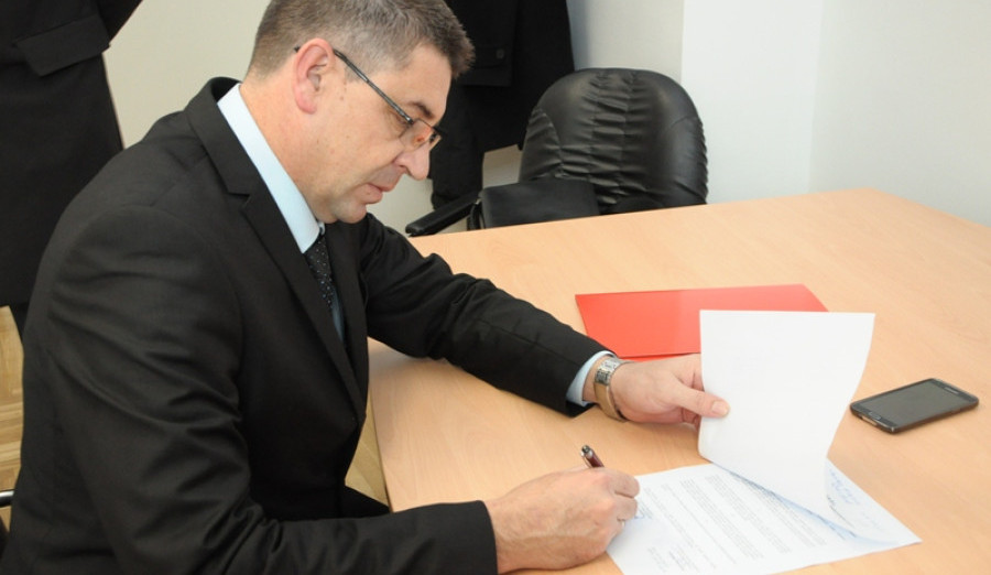 Pomoć općinama Srebrenik i Gradačac za sanaciju šteta od majskih poplava
