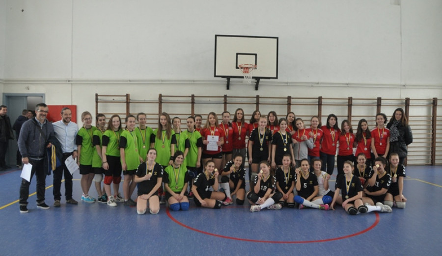 Učenici škole ''Alija Nametak'' pobjednici odbojkaškog takmičenja
