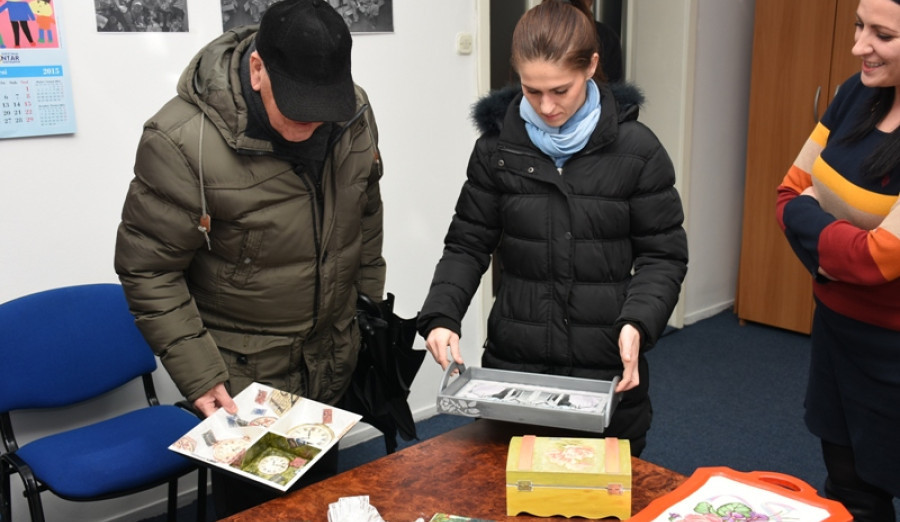 Otvorena izložba fotografija u galeriji Zvono