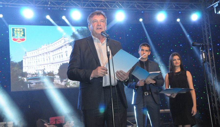 Dan osnovnih škola Općine Centar u dvorani „Mirza Delibašić“