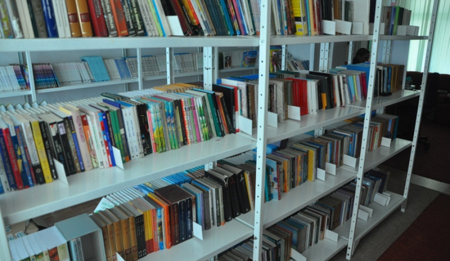 Za opremanje biblioteke u školi ''Hasan Kikić'' 2.000 KM