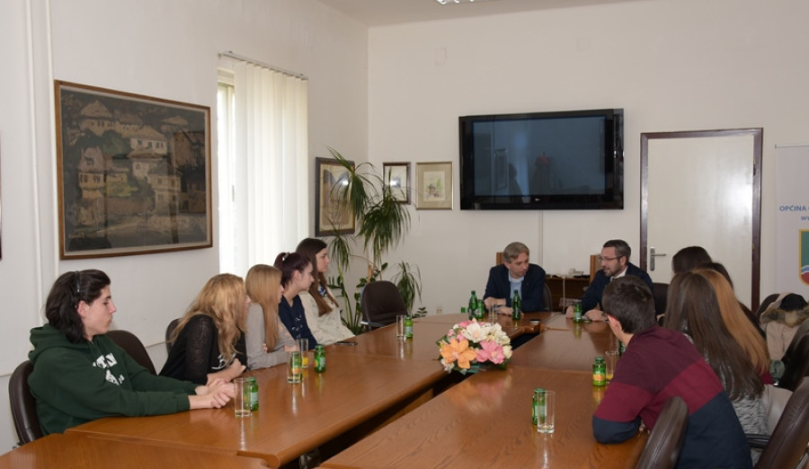 Kovačević ugostio učenike Srednje ugostiteljsko-turističke škole