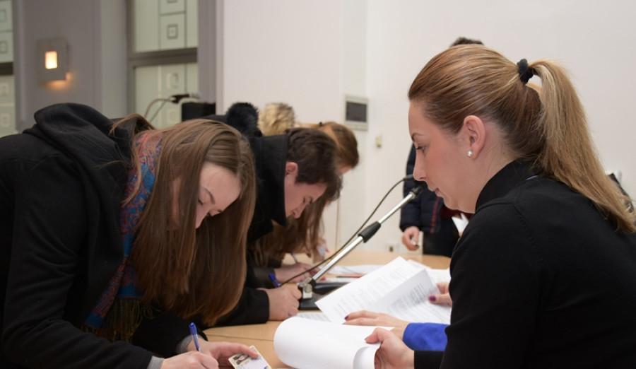 Potpisivanje ugovora za dodjelu stipendija Općine Centar učenicima i studentima