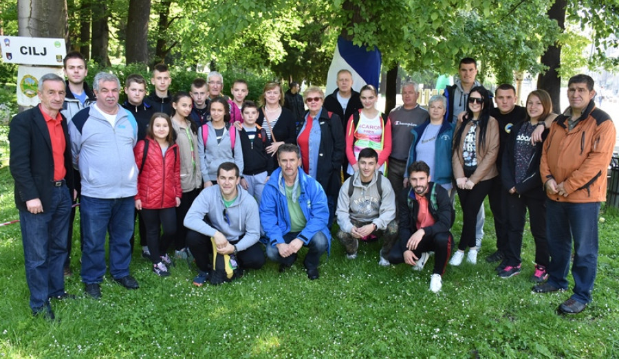 U Velikom parku održano takmičenje planinara u orijentiringu