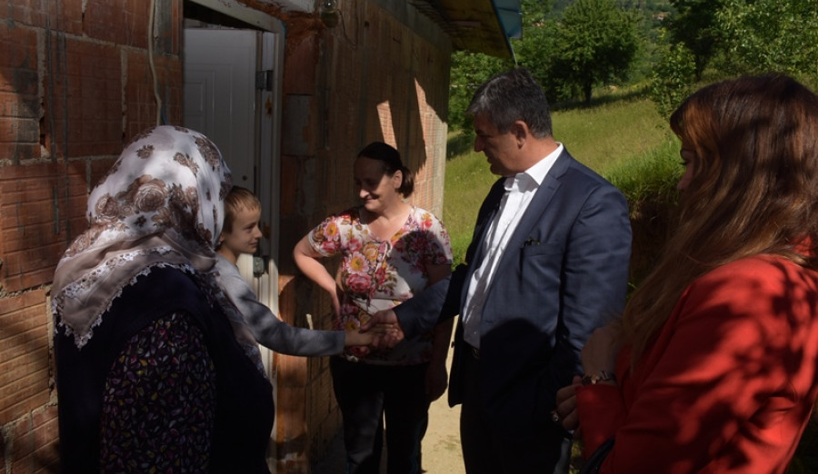Predsjedavajući Ajnadžić posjetio porodicu Karkija