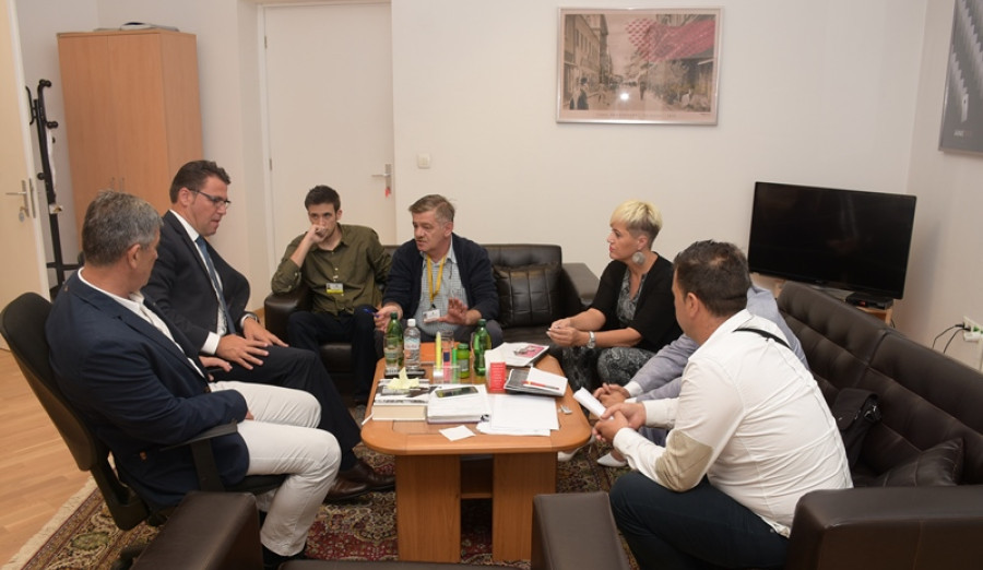Ubrzati izdavanje odobrenja za rad trgovki na sarajevskim pijacama