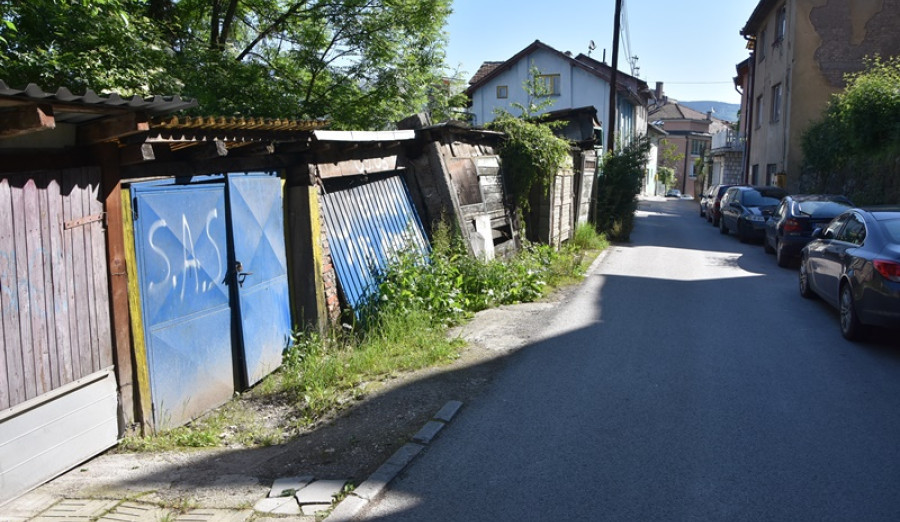 Uskoro započinju radovi na sanaciji klizišta u Stolačkoj ulici
