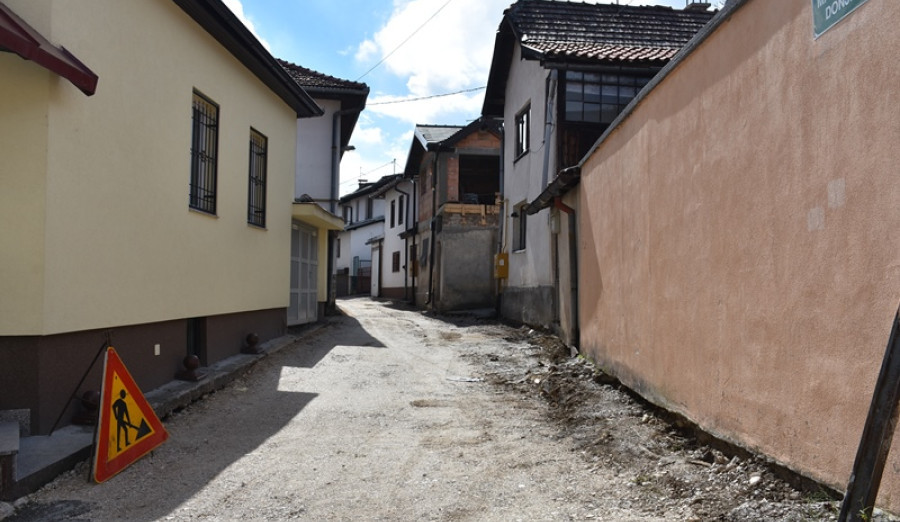 Započeli radovi na asfaltiranju Ulice Mandžina donja na Bardakčijama
