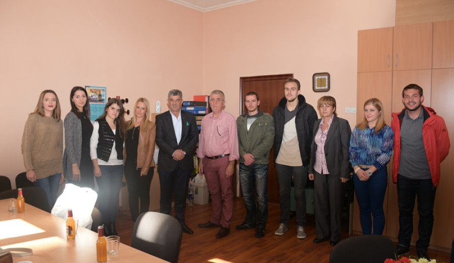 Djeci iz porodica šehida i poginulih boraca podijeljene torbe i školski pribor