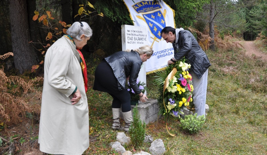 Za obilježavanje godišnjice pogibije komandanta Esada Bajramovića Općina izdvojila 1.000 KM