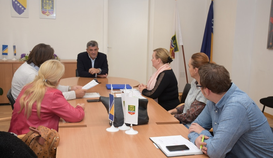 Ajnadžić razgovarao sa predstavnicima Udruženja „EDUS“