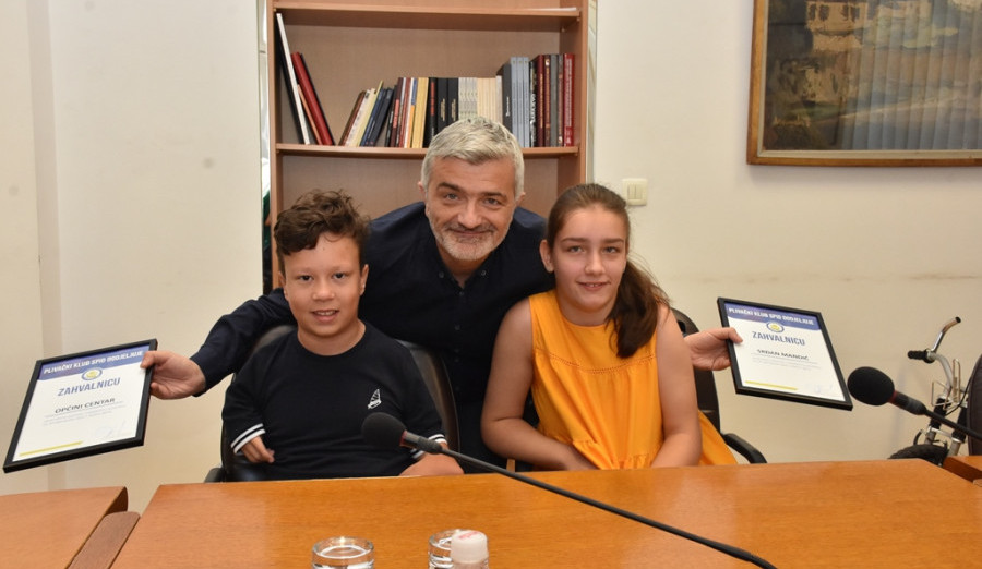 Načelnik Općine Centar upriličio prijem za ''zlatne odbojkaše''