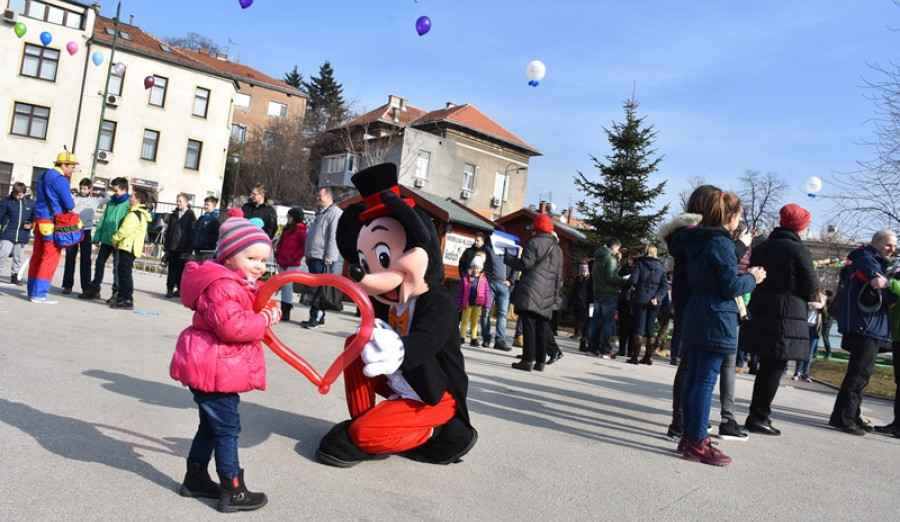 U parku Hastahana održan Porodični dan