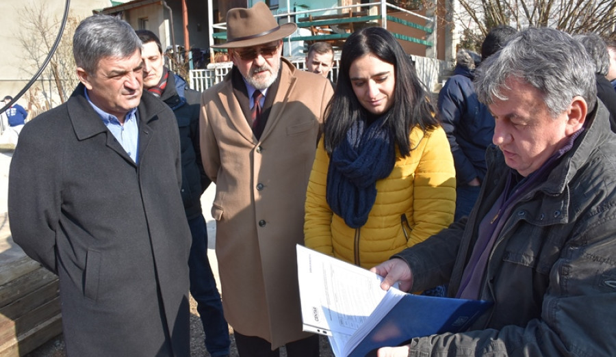 Ajnadžić i Šarić obišli lokacije gdje se izvode radovi na uređenju korita Koševskog potoka