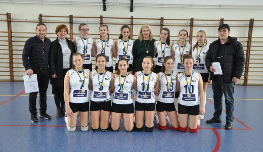 Odbojkašice OŠ ''Alija Nametak'' pobjednice općinskog takmičenja