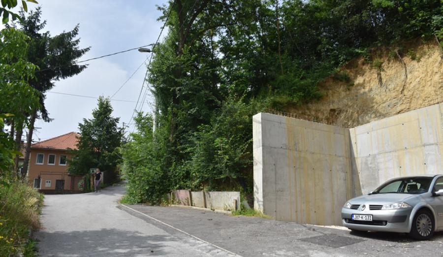 Radovi na sanaciji klizišta u Nahorevskoj ulici 125 u završnoj fazi