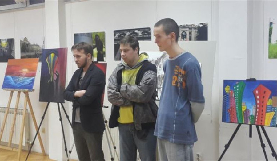 Otvorena izložba likovnih radova u Centru za mlade na Gorici
