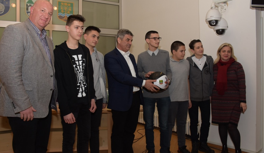 Zvanično započeo projekat "Jesi li za basket"