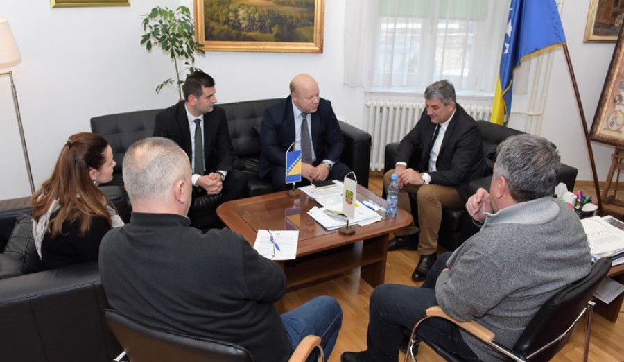 Načelnik Ajnadžić posjetio Memorijalni centar u Potočarima