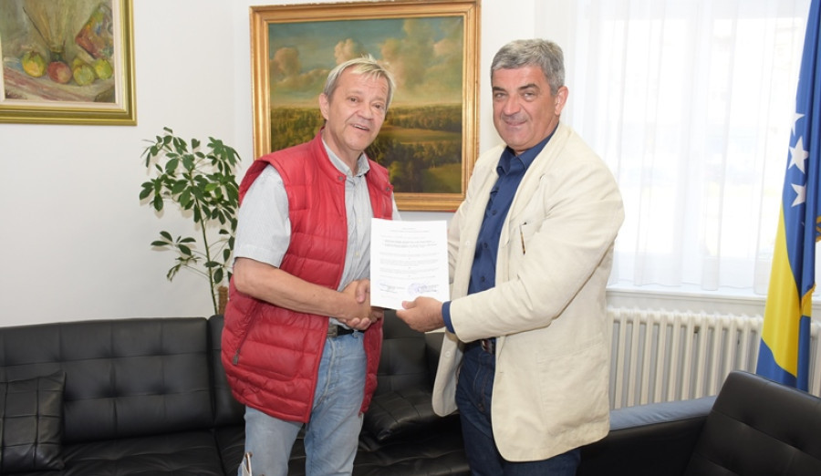 Općina Centar donirala 20.000 maraka Kamernom teatru 55