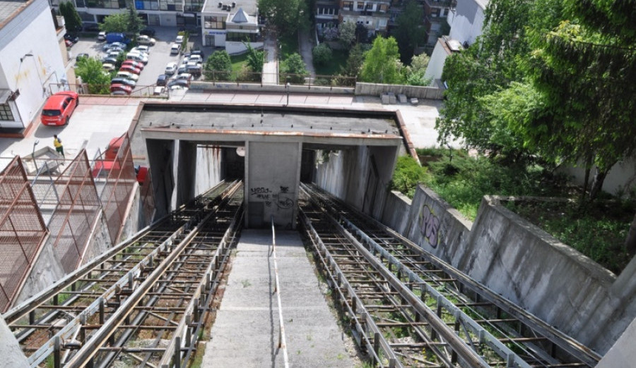 Uslov Općine Centar da preuzme upravljanje kosim liftom na Ciglanama su riješeni imovinsko-pravni odnosi