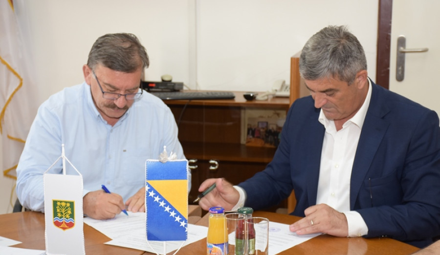 (FOTO) Podrška aktivnostima Udruženja „Forum parlamentaraca BiH 1990“