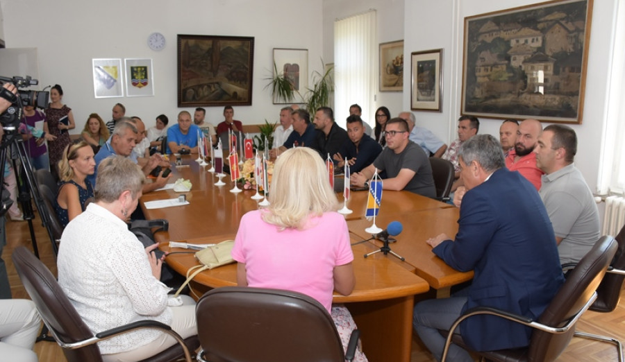 (FOTO) Za projekte sportskih organizacija Općina Centar izdvojila 79.000 KM