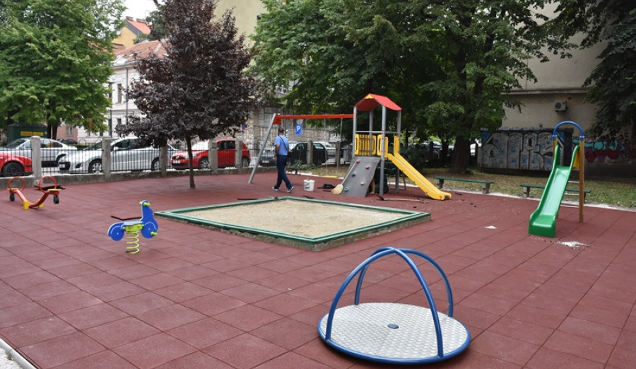 Obnovljeno još jedno dječije igralište u Centru