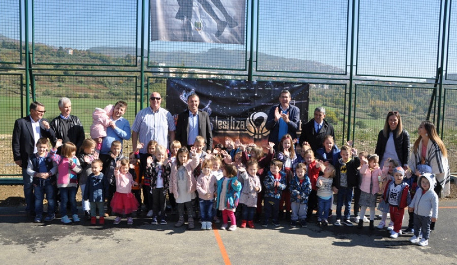 Mladi dobili novo sportsko igralište u naselju Šip