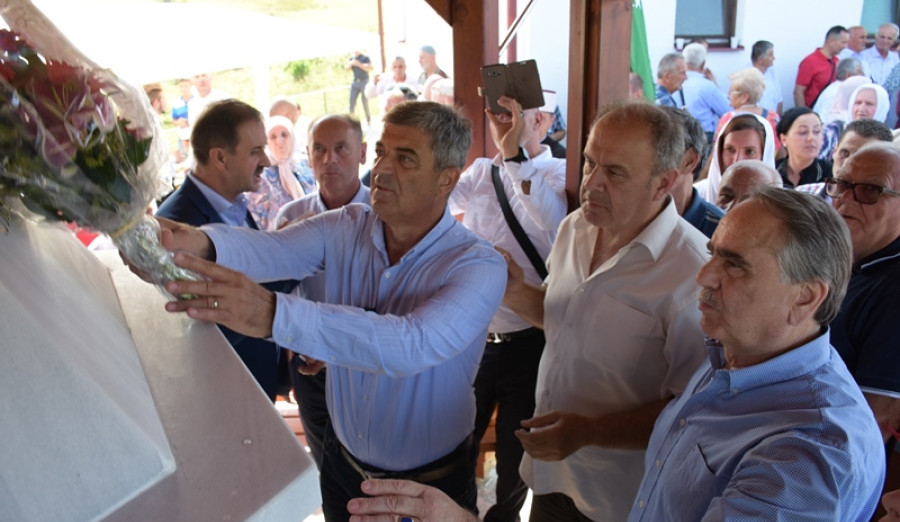 Donacija povratnicima u selu Bjelogorci