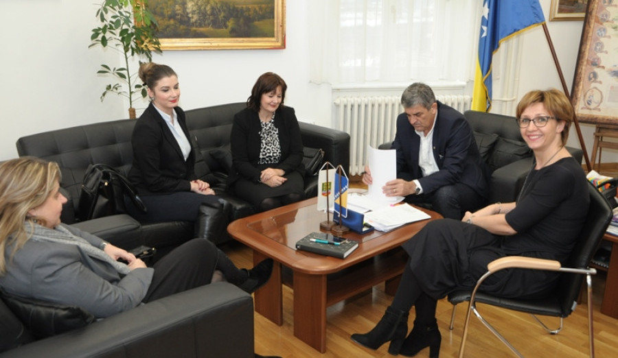 Općina Centar nastavlja podršku poboljšanju uslova rada u školama