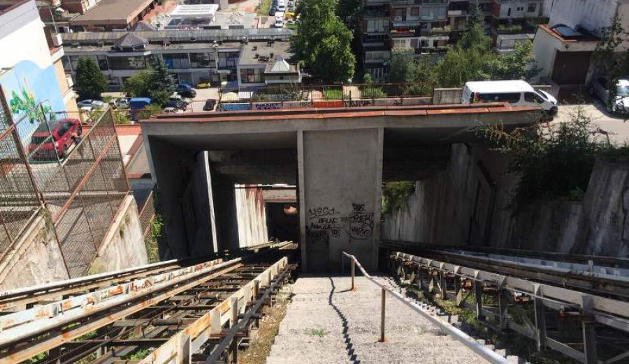 Počinje demontaža kosog lifta na Ciglanama