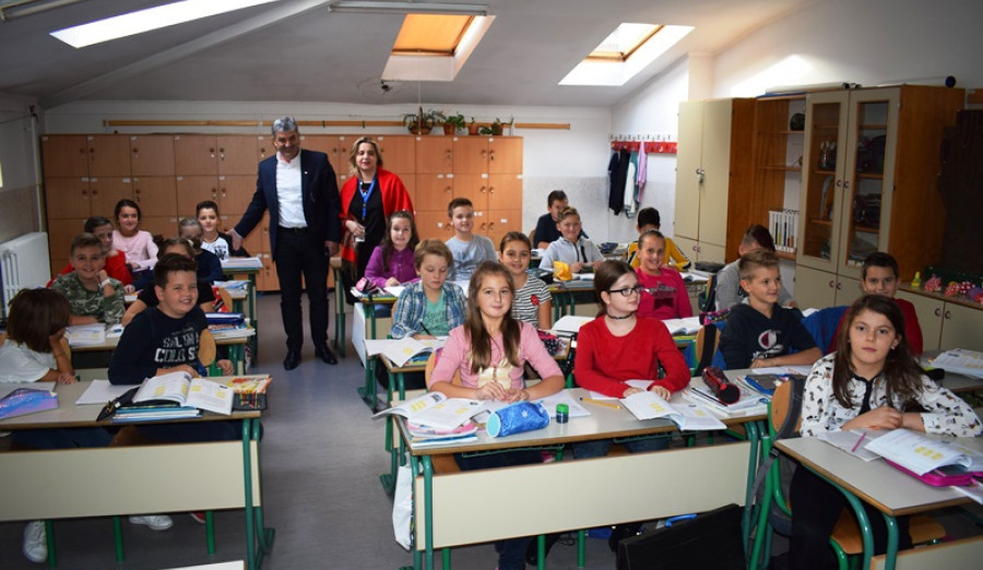 Prezentacija rada na „pametnim tablama„